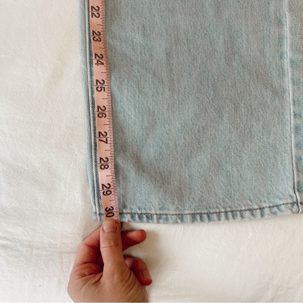 Levi's Light Blue Straight Leg Women's Jeans - Picture 9 of 10